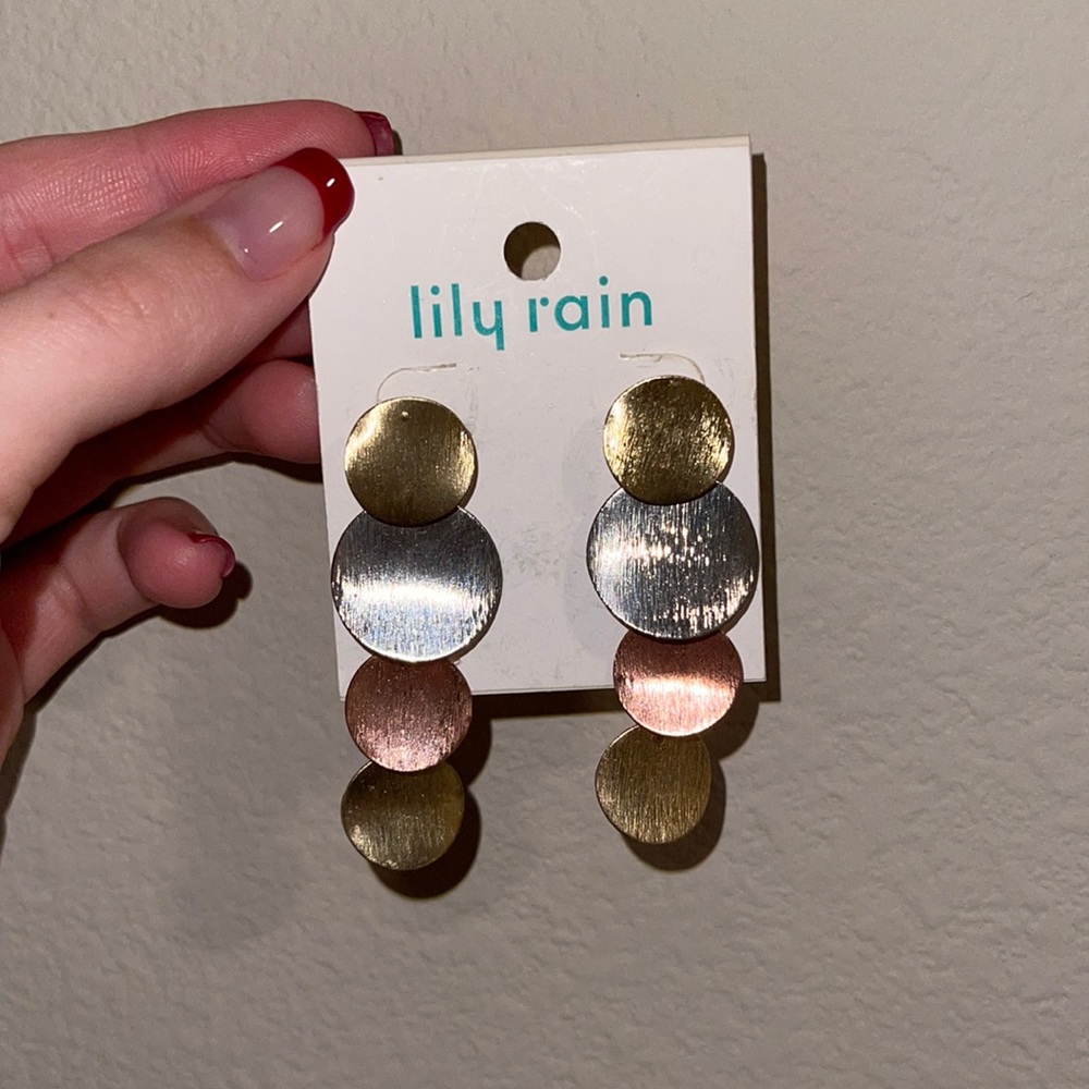 Lily Rain metallic drop earrings